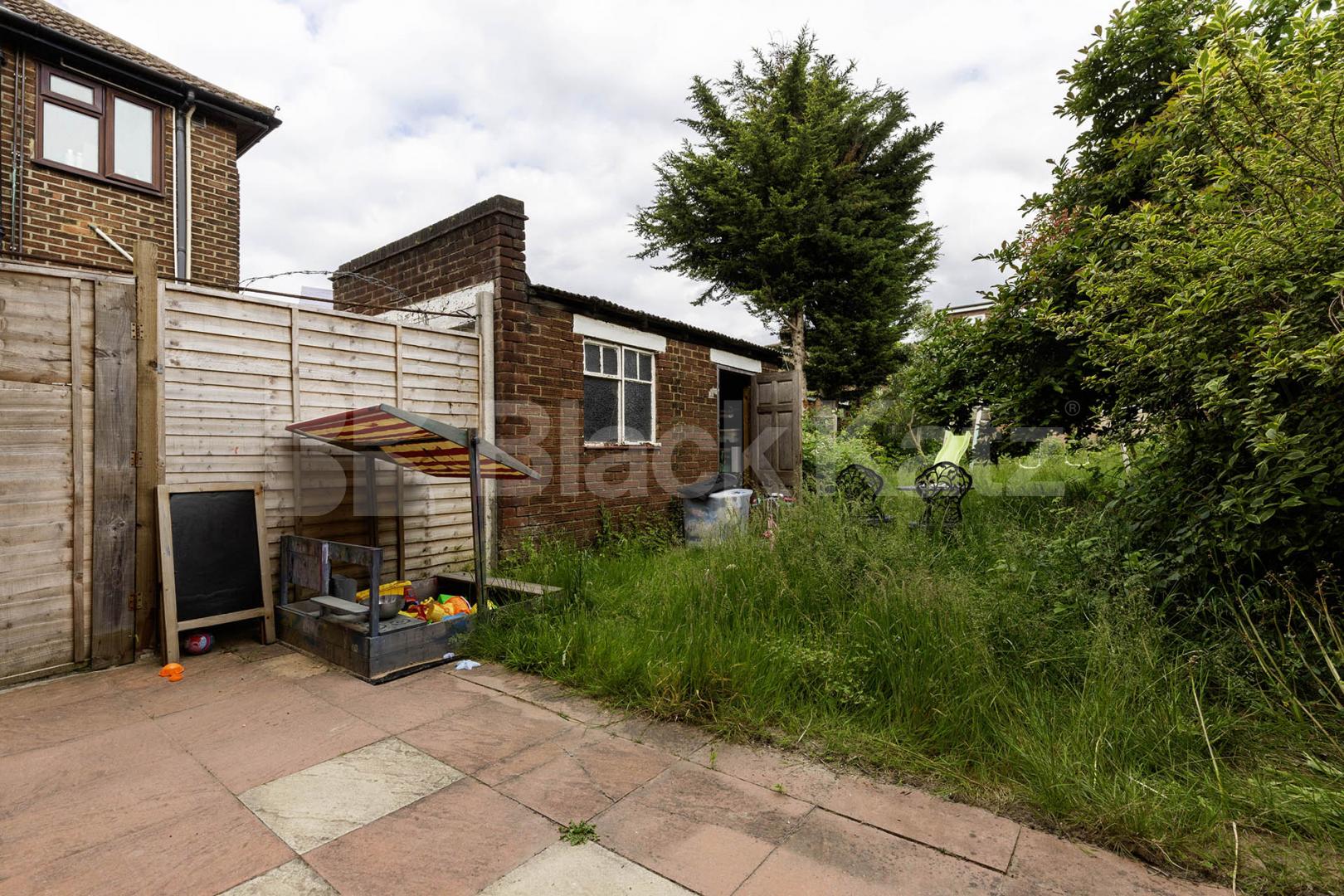 Modern Apartment Julien Avenue, South Ealing